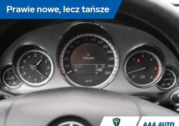 Mercedes-Benz Klasa E cena 50000 przebieg: 245079, rok produkcji 2010 z Radomsko małe 379